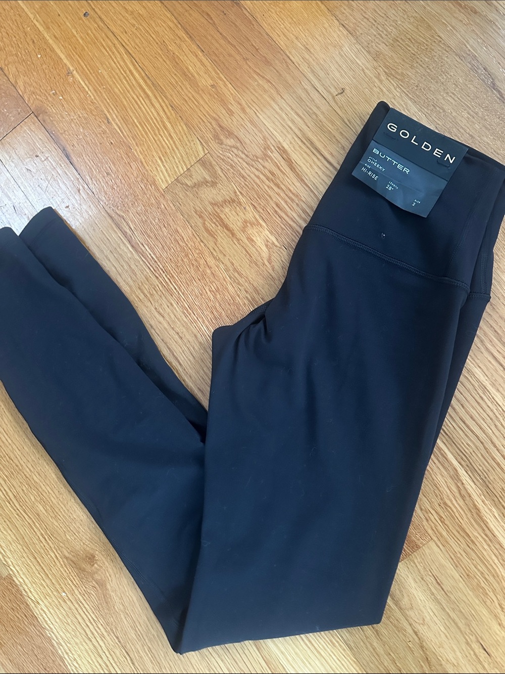 Aritzia golden butter cheeky, high rise leggings size 2
